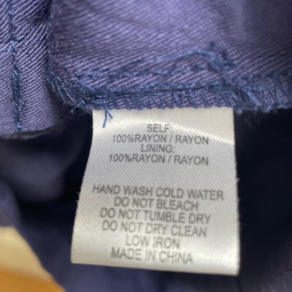 NWT Style Rack Navy Romper in Size Large - Picture 7 of 7